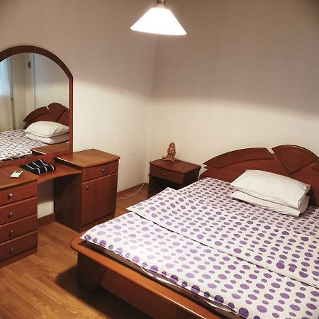 Welcoming In Prishtina Apartment Pristina Exterior photo