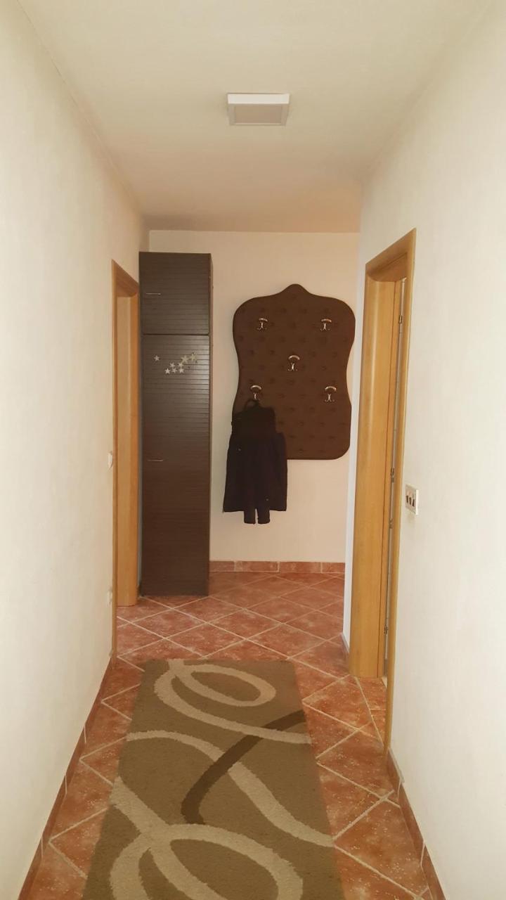 Welcoming In Prishtina Apartment Pristina Exterior photo