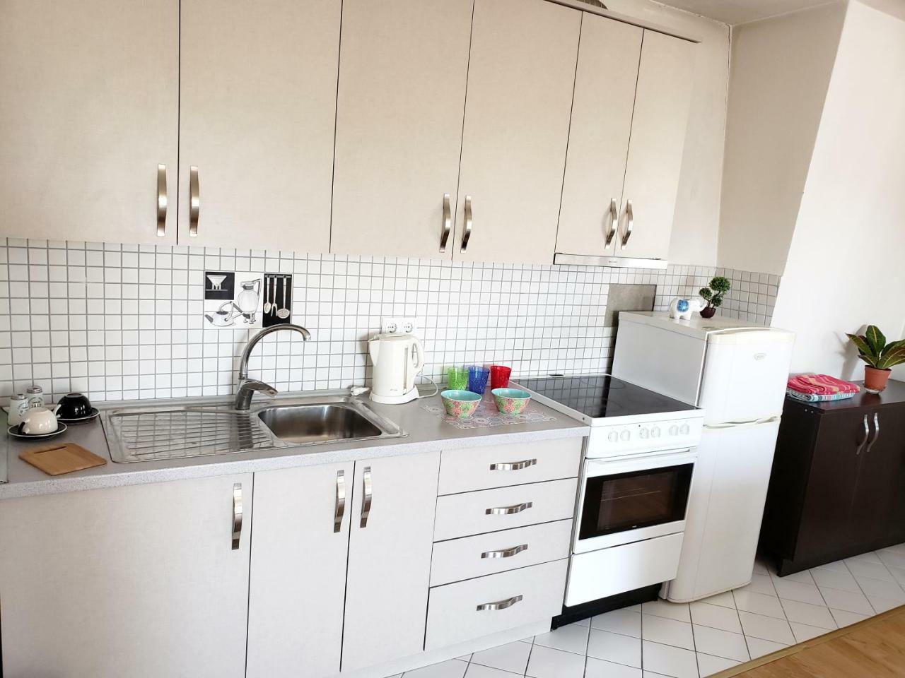 Welcoming In Prishtina Apartment Pristina Exterior photo